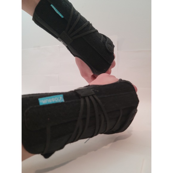 Ossur Other - Ossur Formfit Wrist‎ Brace Pair Universal Left Right Black 803 Support Splint